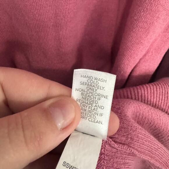 J. Jill Silk & Cotton Muted Pink Pullover Sweater V-Neck Size Medium 55% Silk - Picture 6 of 6